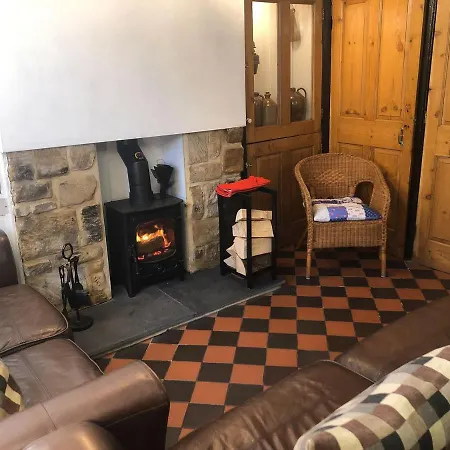 Дом отдыха Castleton House *